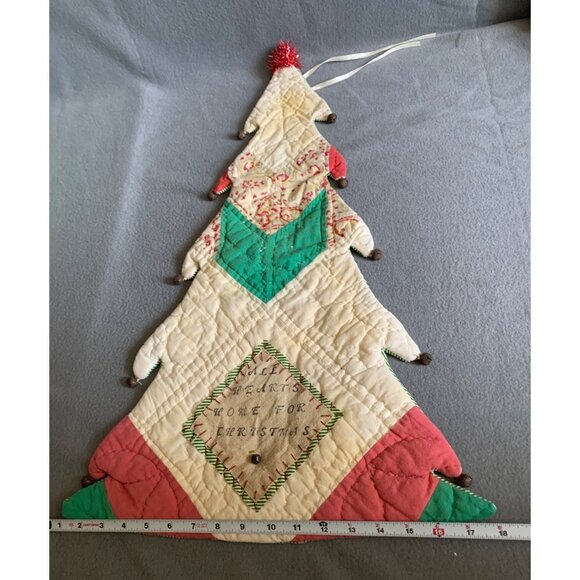 Quilted Patchwork Christmas Tree Wall Hanging With "Home For Christmas" Message - Picture 11 of 14
